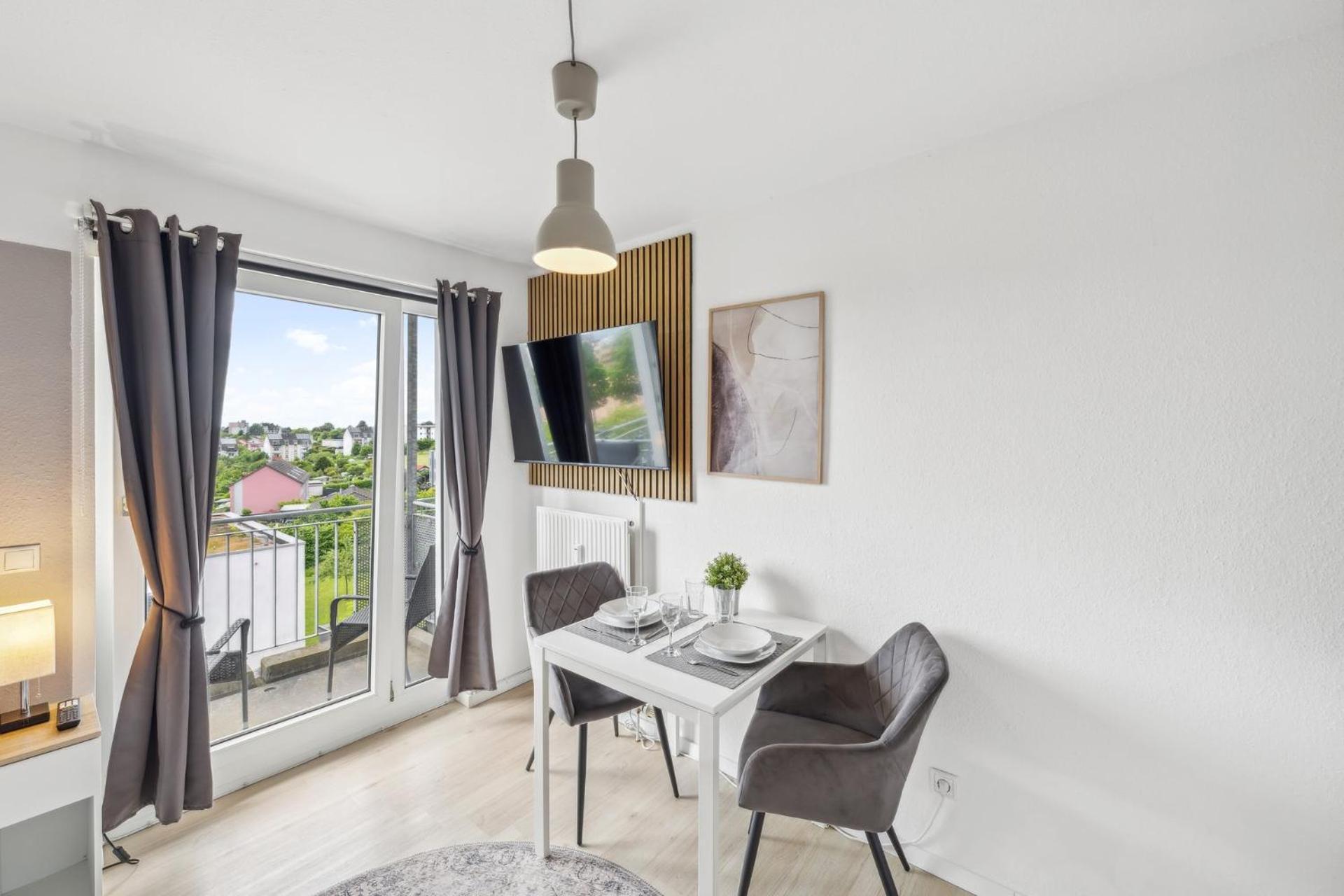 Andriss - Study & Work Apartments - Wifi - Kitchen Kaiserslautern Ngoại thất bức ảnh