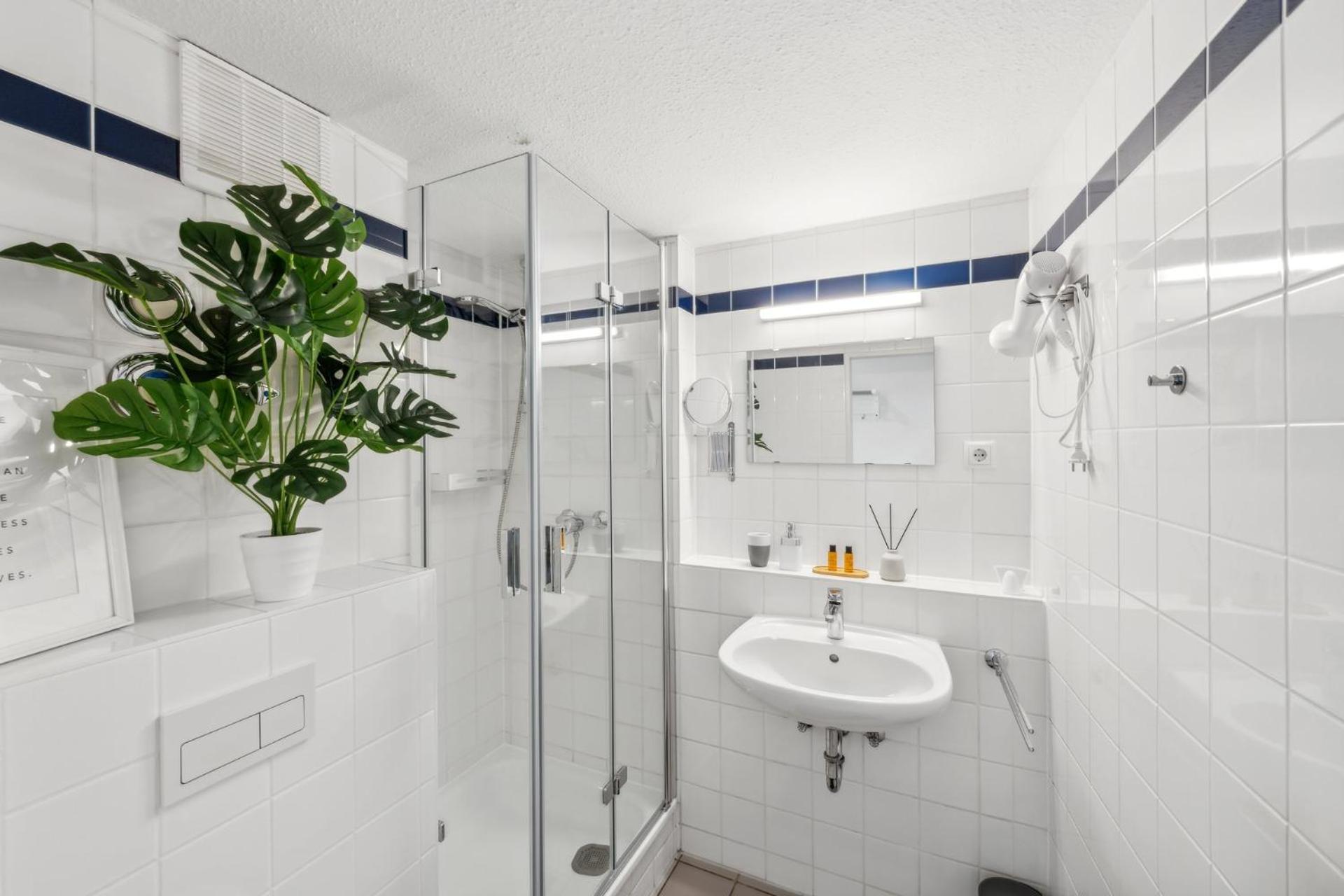 Andriss - Study & Work Apartments - Wifi - Kitchen Kaiserslautern Ngoại thất bức ảnh